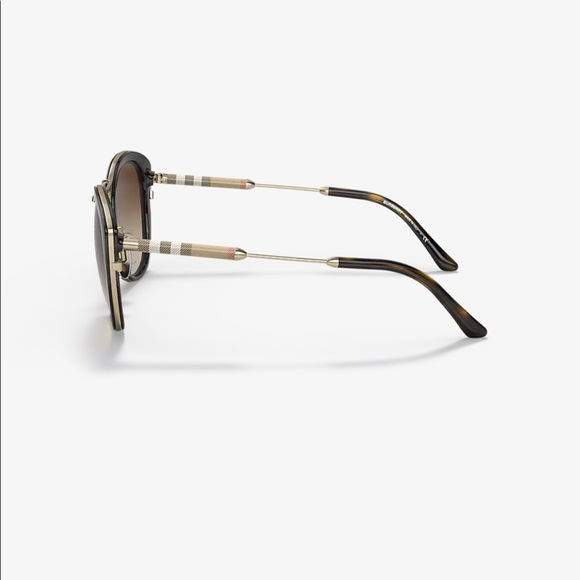 Burberry Sunglasses NWT - Picture 3 of 5